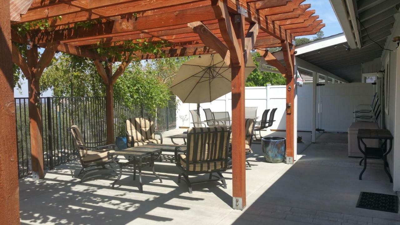 Yosemite Foothill Retreat Hotel Корсголд Екстериор снимка