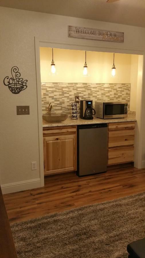 Yosemite Foothill Retreat Hotel Корсголд Екстериор снимка